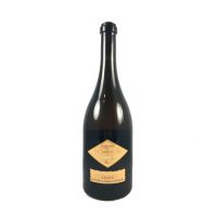 Un Anjou détonnant ! Son nez développe des arômes grillés et de fruits confits : abricot, figue, agrumes. Un vin blanc de garde !